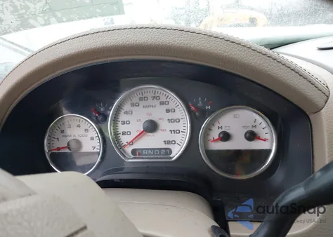 2004 Ford F-150 Lariat/Xlt from USA, damaged, VIN 1FTPW12574KA65658